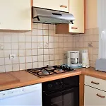 Appartement 2 Chambres Avec Superbe Vue Mer Sur La Plage De Trestrignel A Perros-Guirec - Ref 834