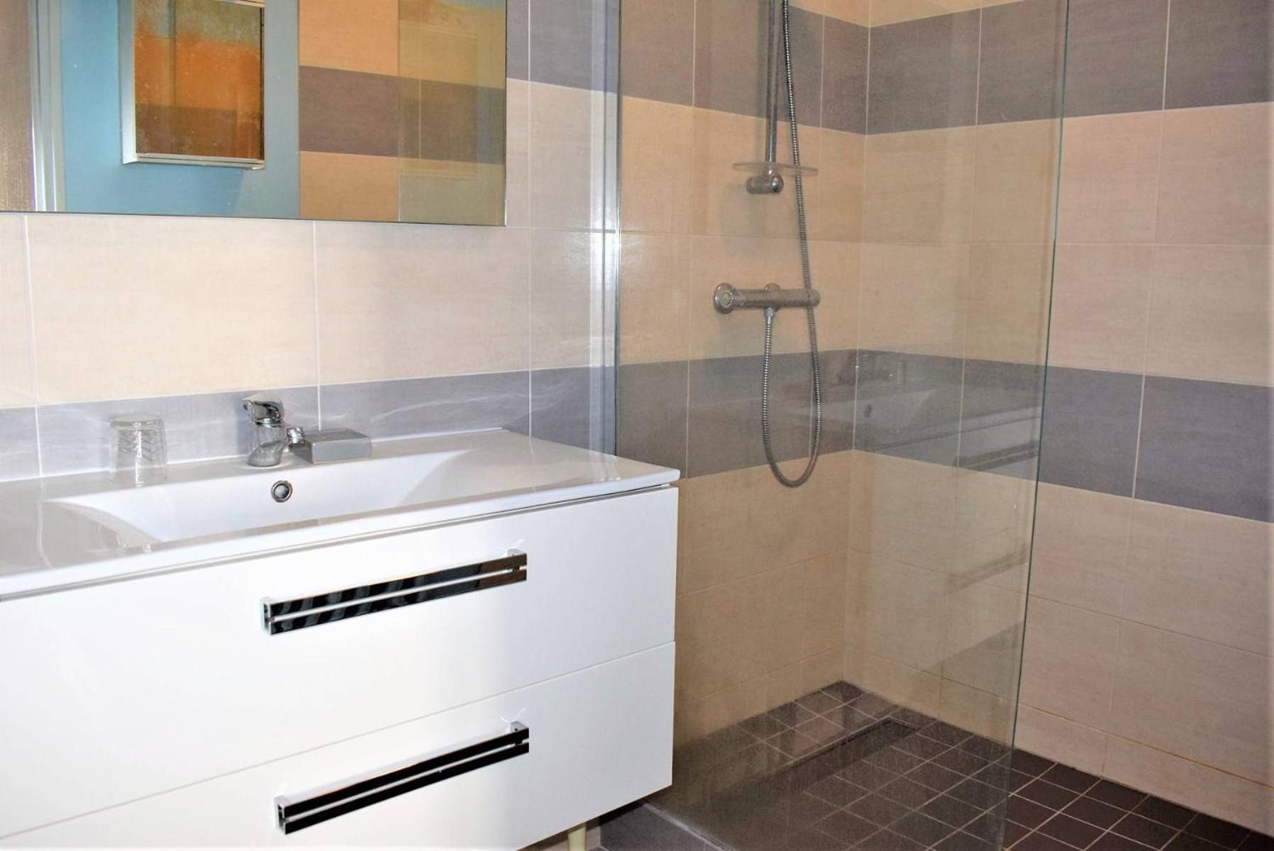 2 Avec Superbe Vue Sur La De Trestrignel A - Ref 834 Appartement Perros-Guirec