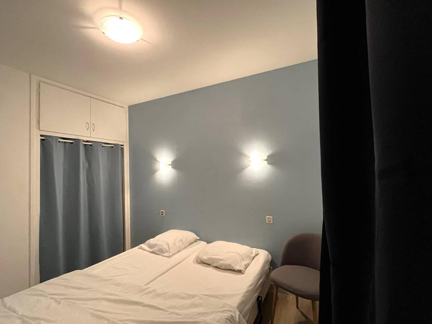 2 Avec Superbe Vue Sur La De Trestrignel A - Ref 834 Appartement